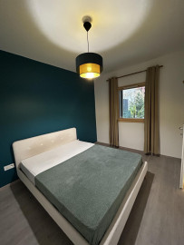 
                                                                                        Location
                                                                                         Appartement meublé T2 avec terrasse et jardin