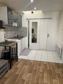 
                                                                                        Location
                                                                                         Appartement meublé T2 Paris 10ème