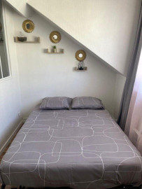 
                                                                                        Location
                                                                                         Appartement meublé T2 Paris 10ème