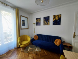 
                                                                                        Location
                                                                                         Appartement moderne 3 pieces/2 chambres - M. Marcadet (loyer tout inclus)