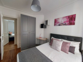 
                                                                                        Location
                                                                                         Appartement moderne 3 pieces/2 chambres - M. Marcadet (loyer tout inclus)