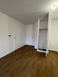 
                                                                                        Location
                                                                                         Appartement neuf 2 pièces, résidence de standing