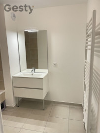 
                                                                                        Location
                                                                                         Appartement Neuf avec 2 chambres, 2 balcons
