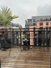 
                                                                                        Location
                                                                                         Appartement neuf et cuisine équipée haut de gamme