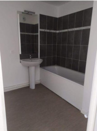 
                                                                                        Location
                                                                                         Appartement neuf très lumineux