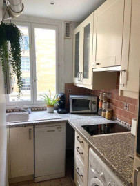 
                                                                                        Location
                                                                                         Appartement pont mirabeau