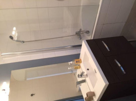 
                                                                                        Location
                                                                                         Appartement proche centre de la Rochelle 32 m².