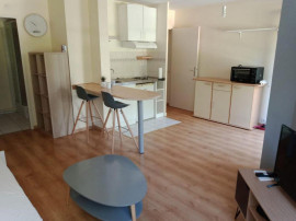
                                                                                        Location
                                                                                         Appartement proche IUT