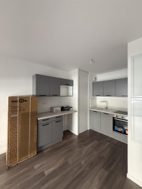 
                                                                                        Location
                                                                                         Appartement récent meublé