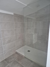 
                                                                                        Location
                                                                                         Appartement refait à neuf