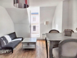 
                                                                                        Location
                                                                                         Appartement rénové, lumineux et sécurisé