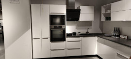 
                                                                                        Location
                                                                                         Appartement rénové proche Leclerc