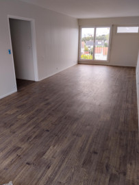 
                                                                                        Location
                                                                                         Appartement résidence privée et calme