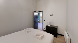 
                                                                                        Location
                                                                                         Appartement rue Claude Decaen, Paris (loyer tout inclus)