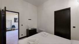 
                                                                                        Location
                                                                                         Appartement rue Claude Decaen, Paris (loyer tout inclus)