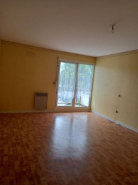 
                                                                                        Location
                                                                                         Appartement senior