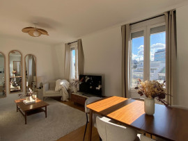 
                                                                                        Location
                                                                                         Appartement spacieux de 2 Chambres avec équipements modernes dans un emplacement de choix, Neuilly sur Seine (loyer tout inclus)