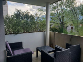 
                                                                                        Location
                                                                                         Appartement spacieux et lumineux sans vis à vis