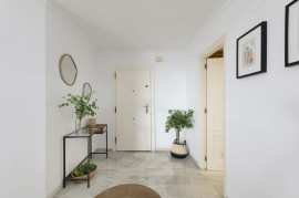 
                                                                                        Vente
                                                                                         Appartement sur la Marina de Puerto Banus