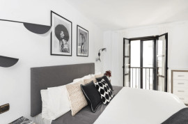 
                                                                                        Vente
                                                                                         Appartement sur la Marina de Puerto Banus