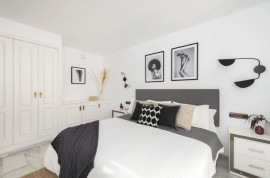 
                                                                                        Vente
                                                                                         Appartement sur la Marina de Puerto Banus