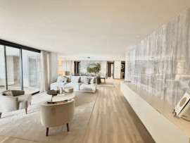 
                                                                                        Vente
                                                                                         Appartement sur la Marina de Puerto Banus
