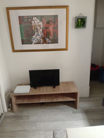 Location
Appartement sur tres grande cour dans l un des meilleurs quartiers de Paris (loyer tout inclus)