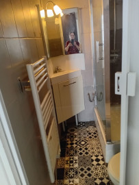 Location
Appartement sur tres grande cour dans l un des meilleurs quartiers de Paris (loyer tout inclus)