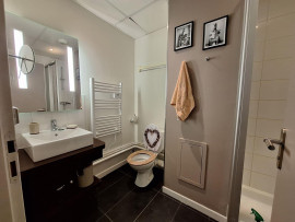 
                                                                                        Location
                                                                                         Appartement sympa, accueillant, calme, confortable