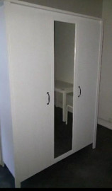 
                                                                                        Location
                                                                                         Appartement T1 1 piece cuisine entièrement rénové