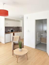 
                                                                                        Location
                                                                                         Appartement T1