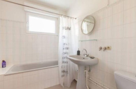 
                                                                                        Location
                                                                                         Appartement T1 proche des Institutions Européennes