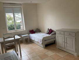 
                                                                                        Location
                                                                                         Appartement T1 standing proche Orléans
