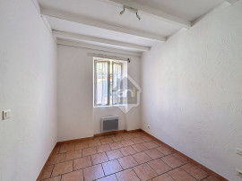 
                                                                                        Location
                                                                                         Appartement T2 - 1er étage - n°7