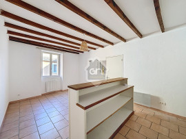 
                                                                                        Location
                                                                                         Appartement T2 - 1er étage - n°8