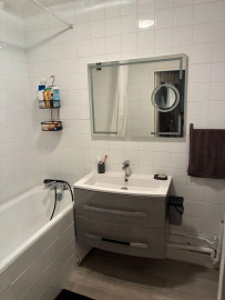 
                                                                                        Location
                                                                                         Appartement T2 38m2