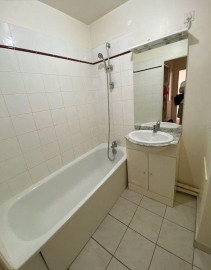 
                                                                                        Location
                                                                                         Appartement T2 40m2 parking balcon cave