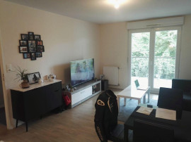 
                                                                                        Location
                                                                                         Appartement T2 (42m2) non meublé dans résidence