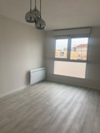
                                                                                        Location
                                                                                         Appartement T2 - 47 m2 avec balcon