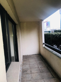 
                                                                                        Location
                                                                                         Appartement T2 48m² à Talence