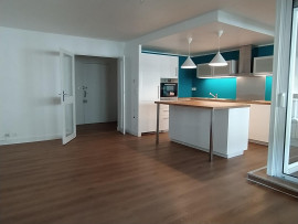 
                                                                                        Location
                                                                                         Appartement T2 56 m2 en plein cœur de Bordeaux