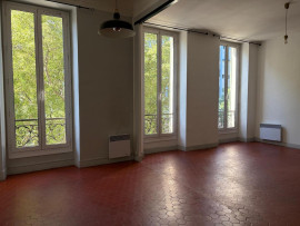 
                                                                                        Location
                                                                                         Appartement T2 - 60m² - Quartier Saint Victor