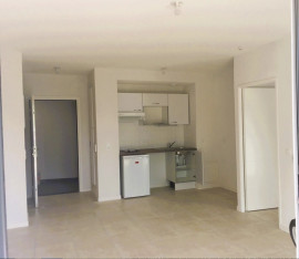 
                                                                                        Vente
                                                                                         Appartement T2 à Saintes