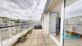 
                                                                                        Vente
                                                                                         Appartement T2 à vendre Versailles Chantiers - Double terrasses