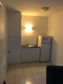 
                                                                                        Location
                                                                                         Appartement T2 avec balcon