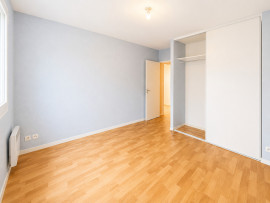
                                                                                        Vente
                                                                                         Appartement T2 avec terrasse plein sud et garage – Angers, Hauteurs Saint-Jean