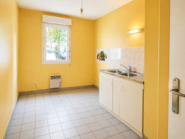 
                                                                                        Vente
                                                                                         Appartement T2 avec terrasse plein sud et garage – Angers, Hauteurs Saint-Jean
