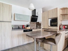 
                                                                                        Vente
                                                                                         APPARTEMENT T2 CENTRE VILLE IMMEUBLE RECENT
