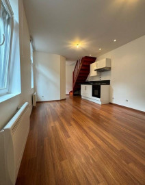 
                                                                                        Location
                                                                                         Appartement t2 en duplex 44m2 à Lille