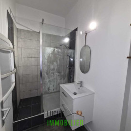 
                                                                                        Vente
                                                                                         Appartement T2 idéalement situé - 44 m²